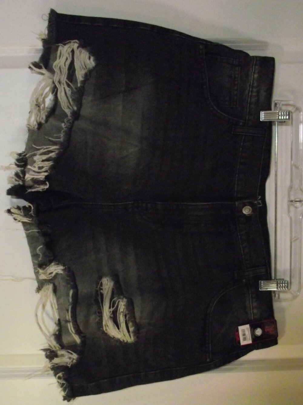 WOMENS sz. 21 ~ No Boundaries ~ HIGH RISE BLACK DENIM CUT 0FF SHORTS